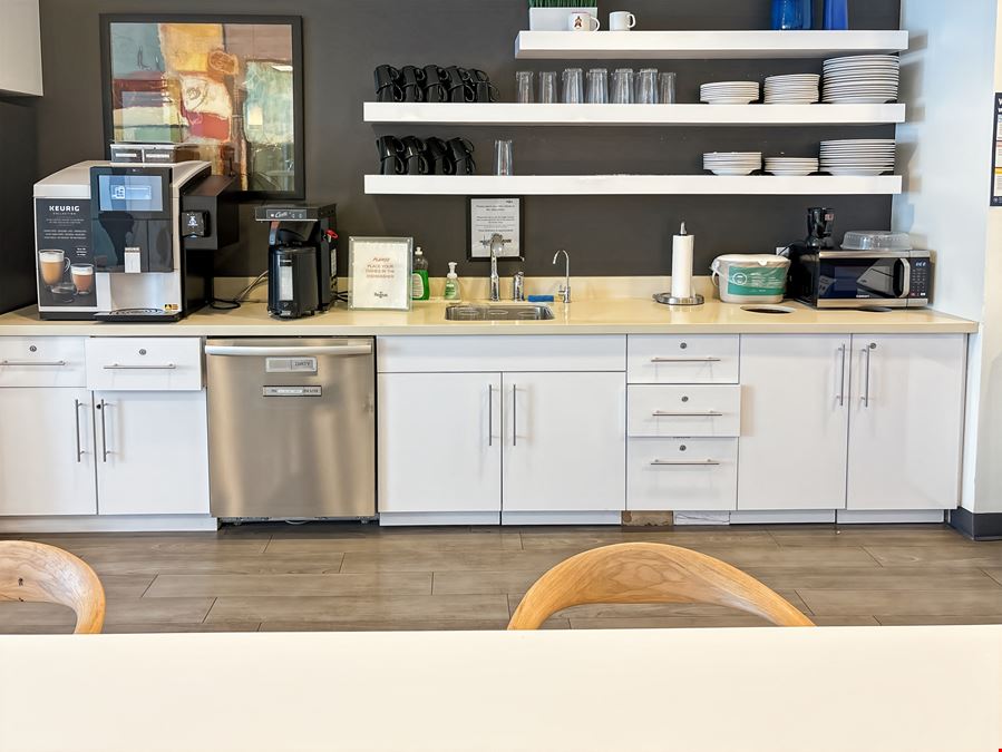 Regus - Toronto - Waterpark Place