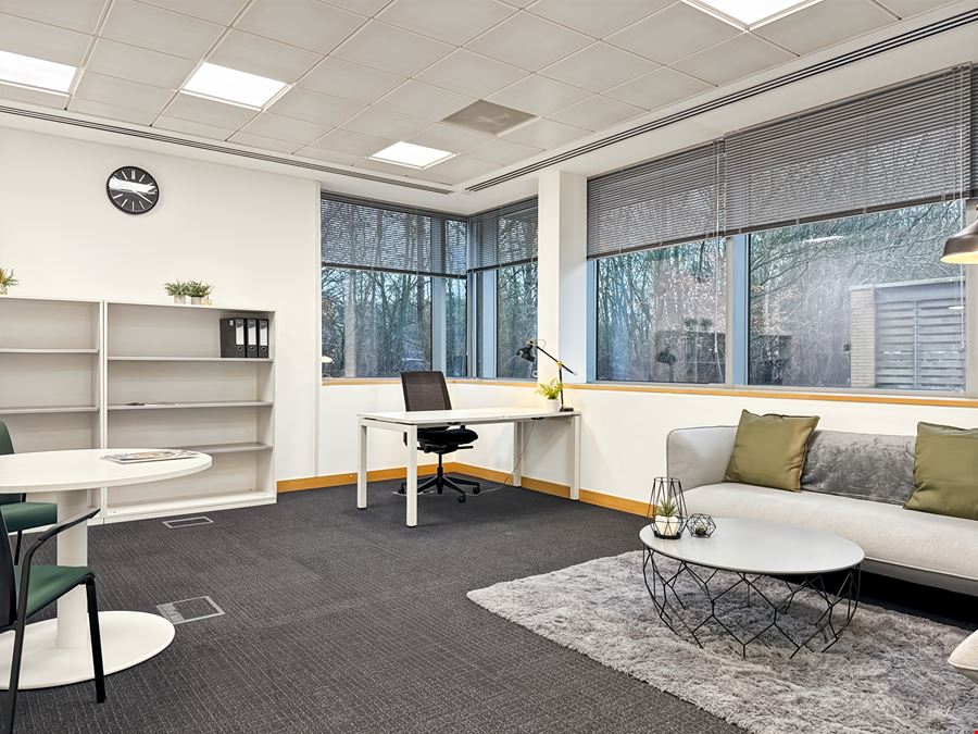 Regus - Cambourne