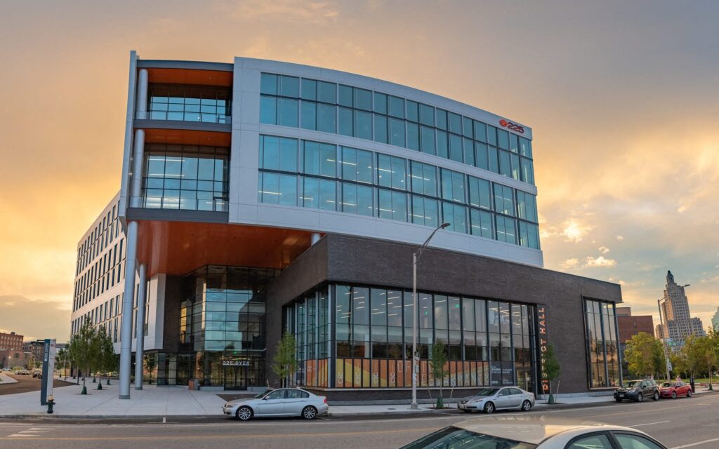 Shared workspaces at CIC - Providence | CoworkingCafe