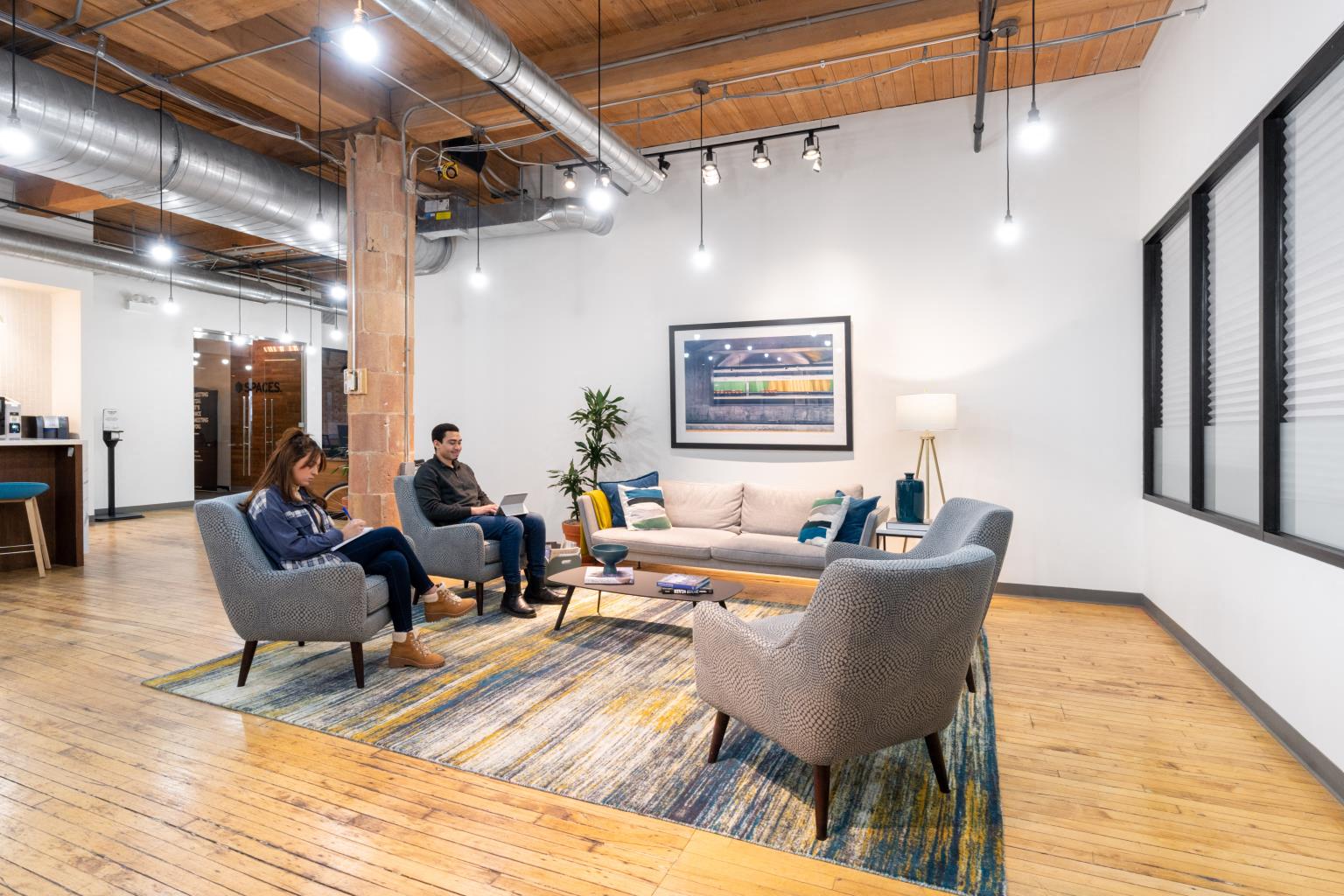 Shared Workspaces at 320 West Ohio Street, Chicago, IL | CoworkingCafe