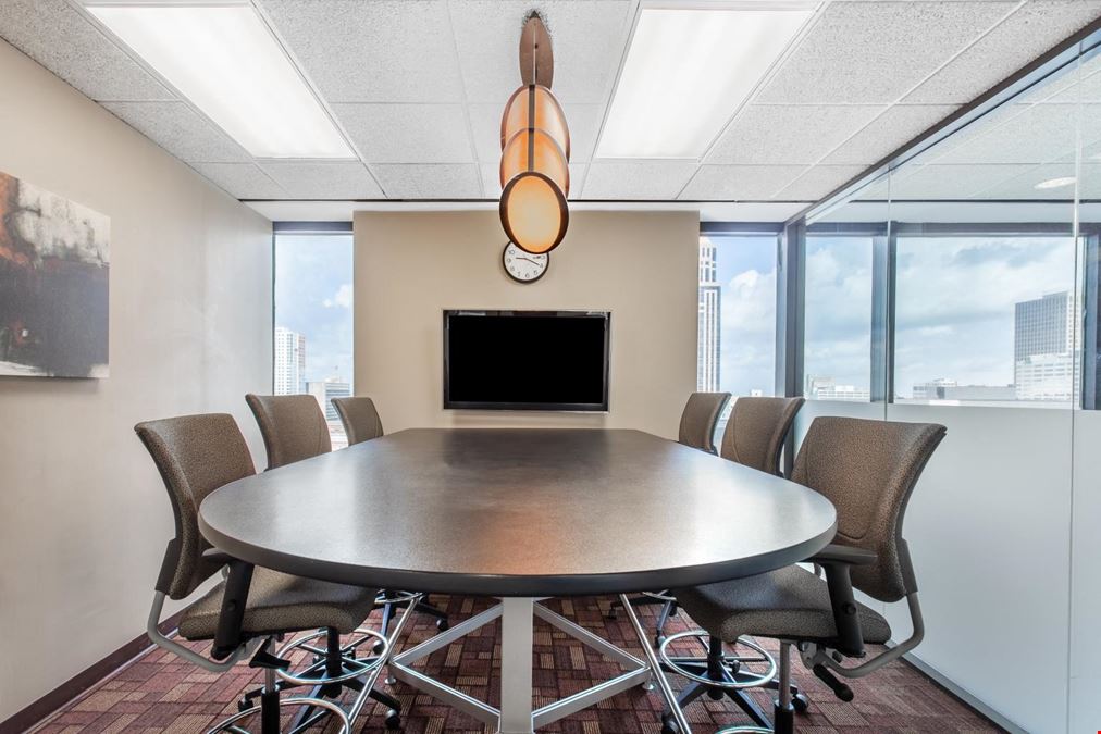 LA, New Orleans - St Charles and Poydras