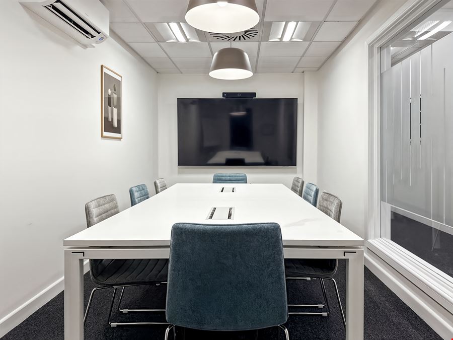 Regus - Taunton Courtenay House