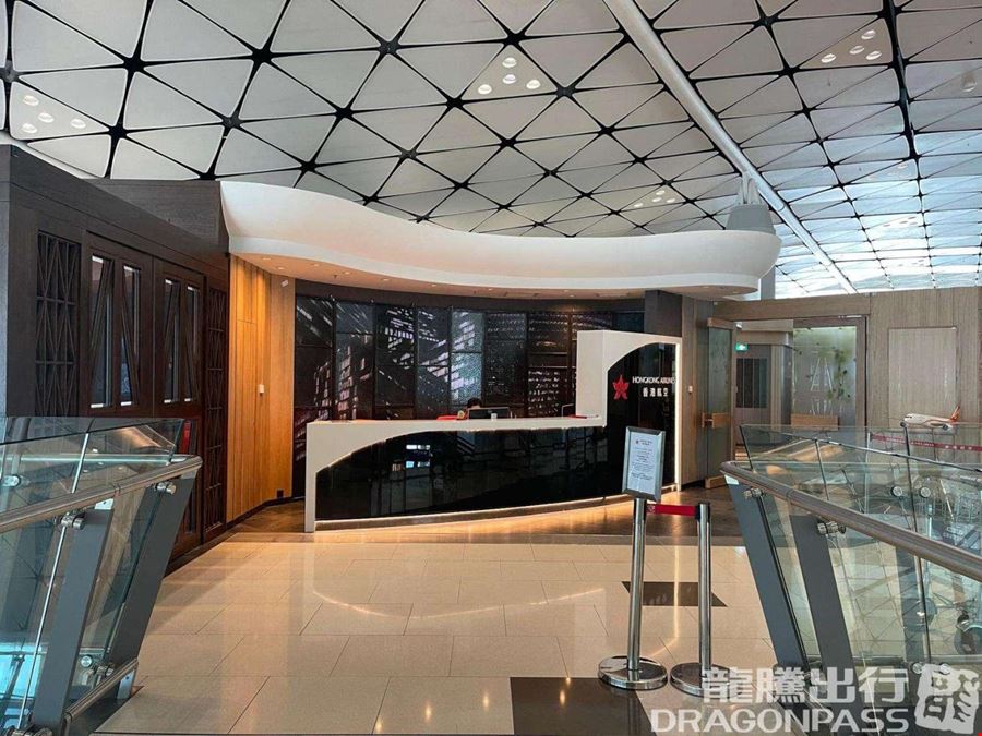 Hong Kong Airlines Lounge (Club Autus) Hong Kong International Airport Transfer Concourse