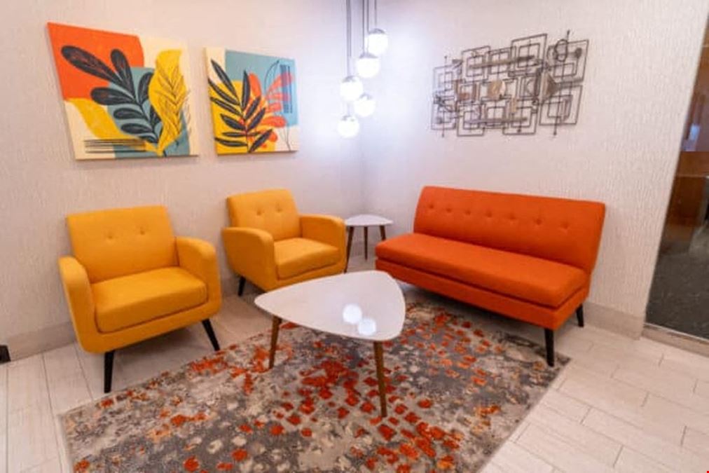 OffiCenters - Bloomington West