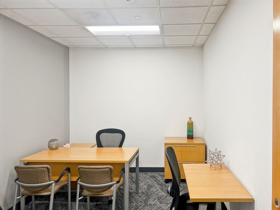 MD, Pikesville - Woodholme Center