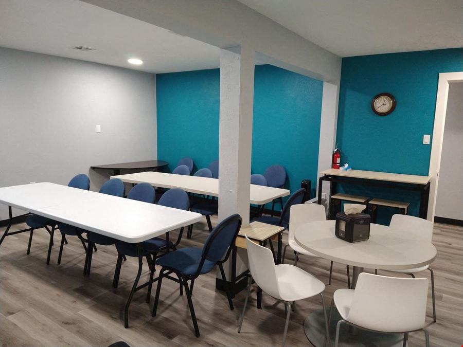 Conroe Office Solutions - 1915