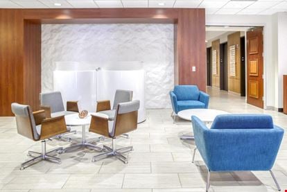 Regus - US Bank Tower