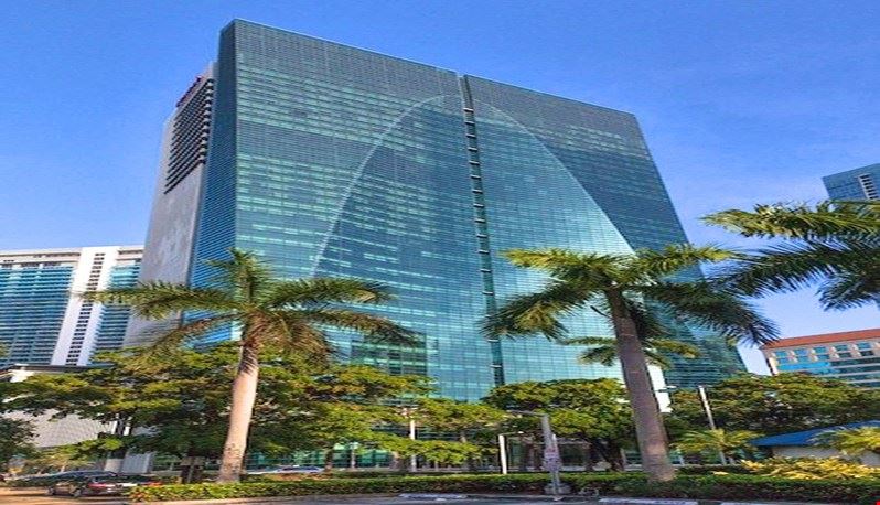 Quest Workspaces 1395 Brickell