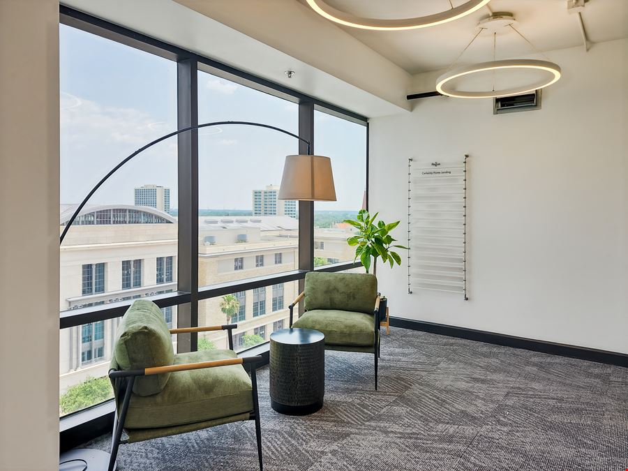 FL, Jacksonville - Laura St