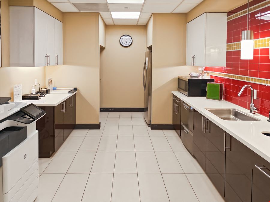 Regus - Palm Beach Gardens – Financial District