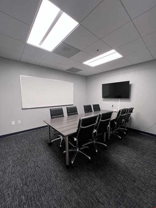 Medium Conference Room [EDISON]