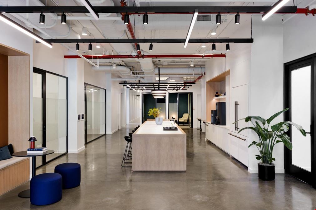 Flex Desk