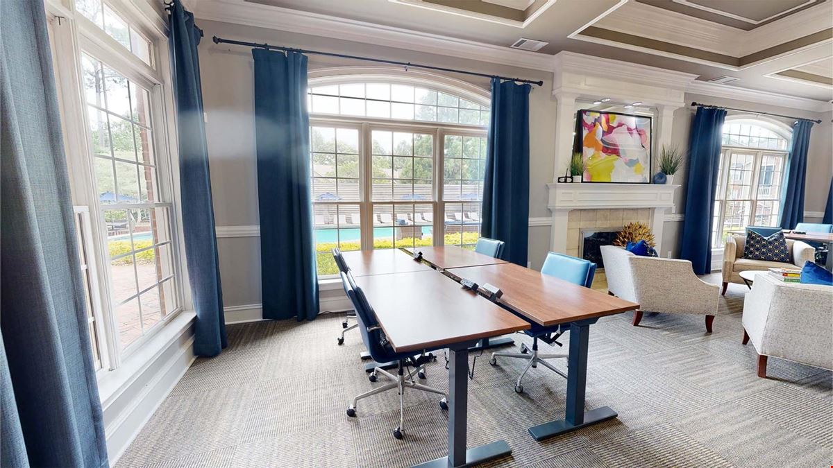 Apt CoWork at Retreat at Peachtree City - Open Seating