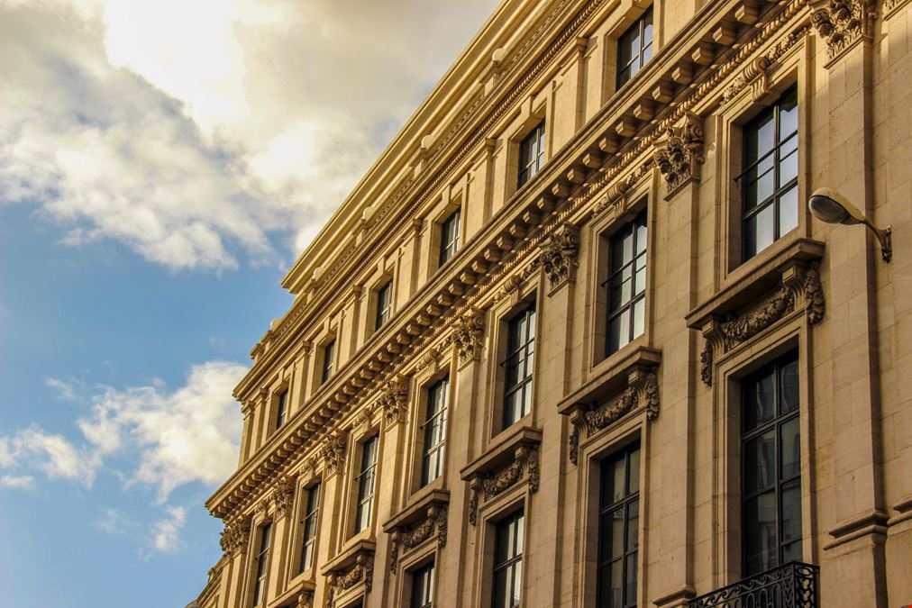 Tribes - Brussels Central Station