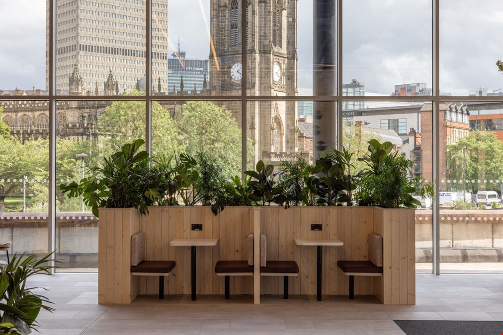 XandWhy - 100 Embankment