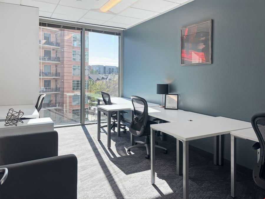Regus - The Woodlands - Waterway