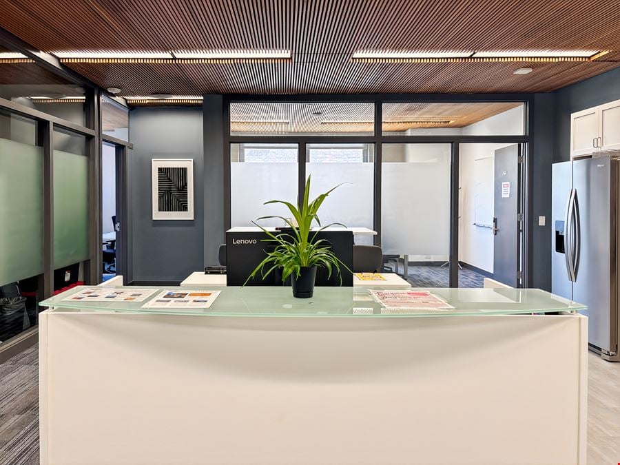 IA, Des Moines - Grand Ave