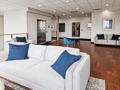 Regus - Woodway - Dr