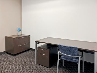 Regus - Louisville - Ormsby III Forest Green