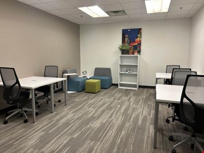 Regus - Indianapolis - Parkwood Crossing Center