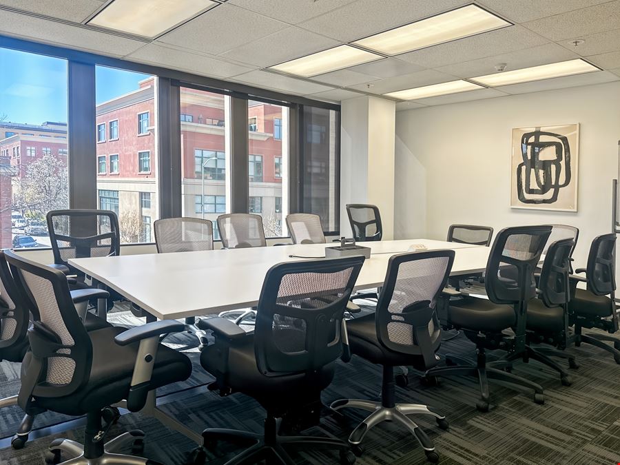 CA, San Rafael - 4th Street