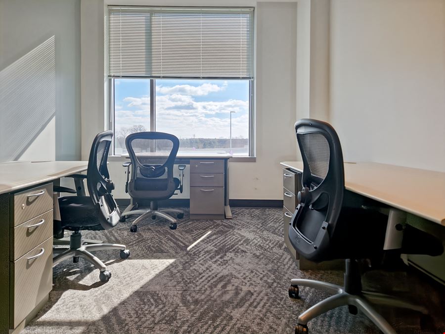 Regus - Gaithersburg - Washingtonian Boulevard