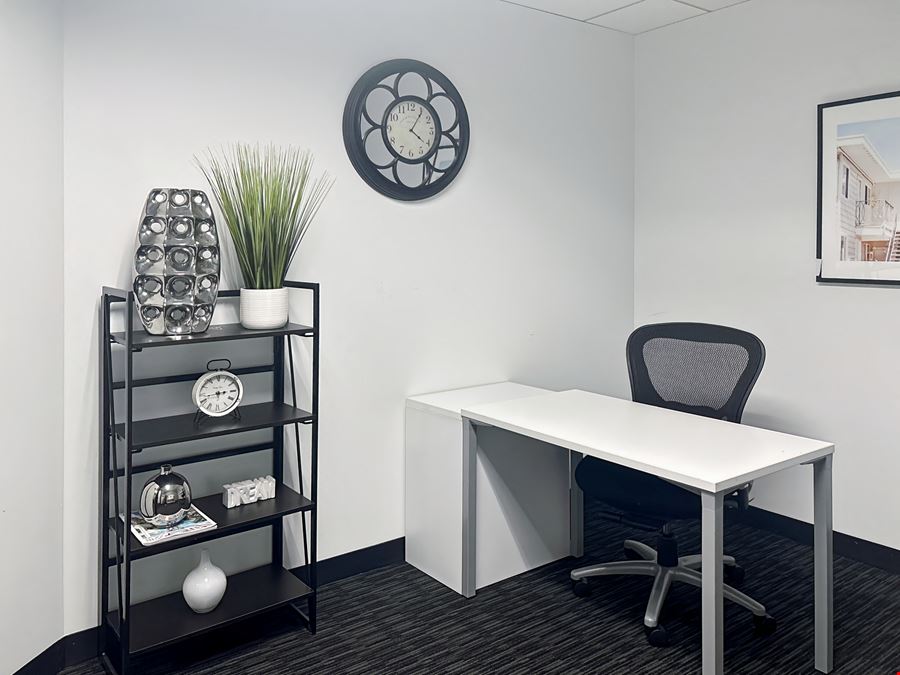 CA, Beverly Hills - 8383 Wilshire