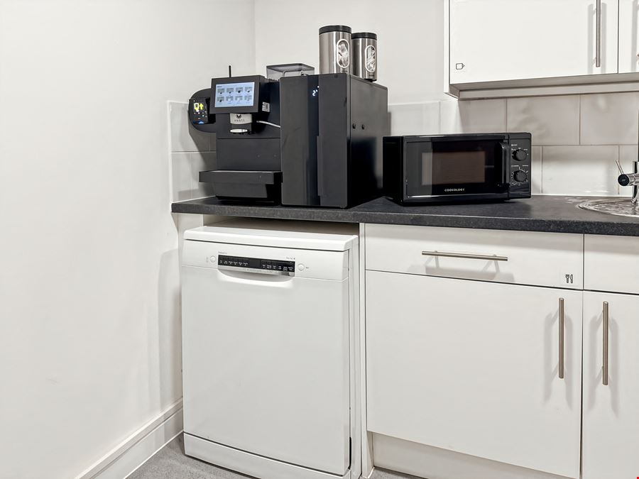 Regus - Taunton Courtenay House