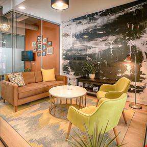 Client Room/Casual Meeting Room