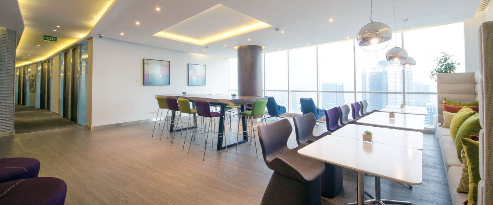 CEO SUITE - Jakarta - AXA Tower