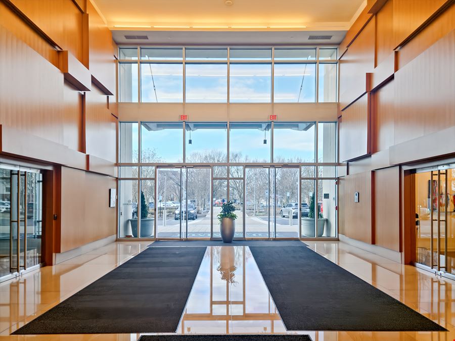 Regus - Gaithersburg - Washingtonian Boulevard