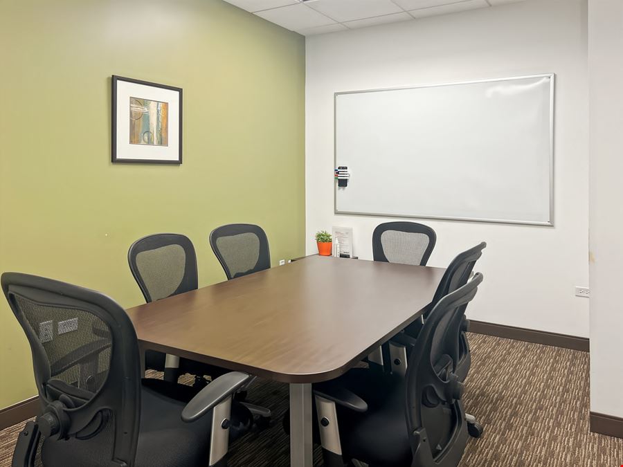 Regus - Glenview - Prairie Glen