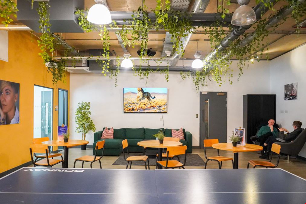 Avenue HQ - Liverpool