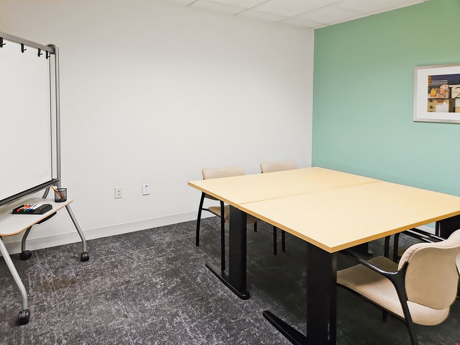 Regus - Fort Lee