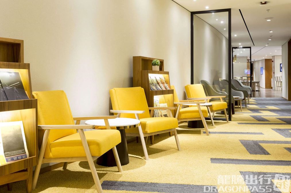 Plaza Premium Lounge (Arrivals) Galeao-A.C. Jobim International Airport Terminal 2