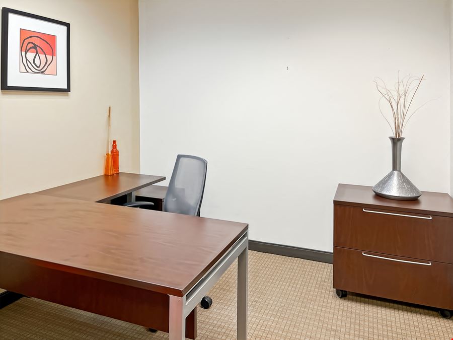 FL, Vero Beach – Miracle Mile Plaza