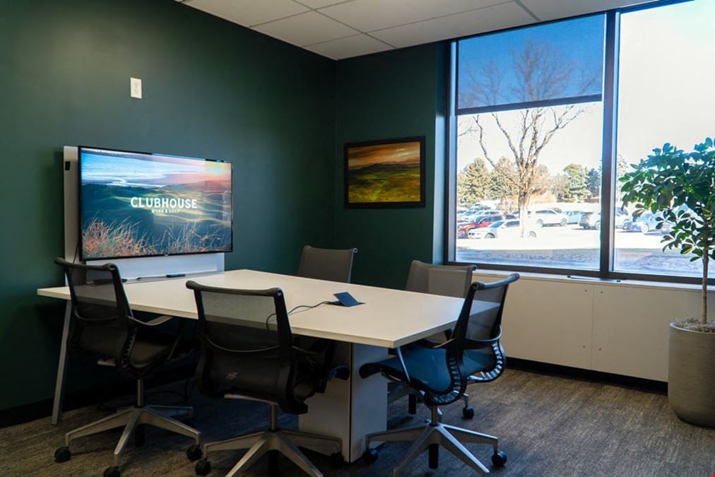 4-5 Person Huddle Room 2