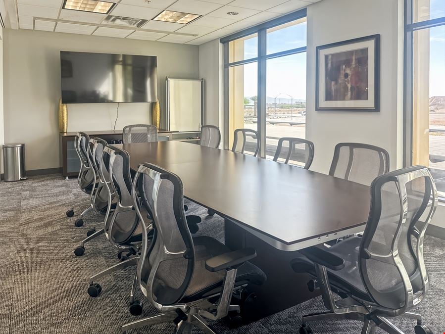 Regus - Arroyo Crossing