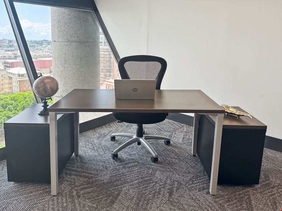 LA, New Orleans - St Charles and Poydras