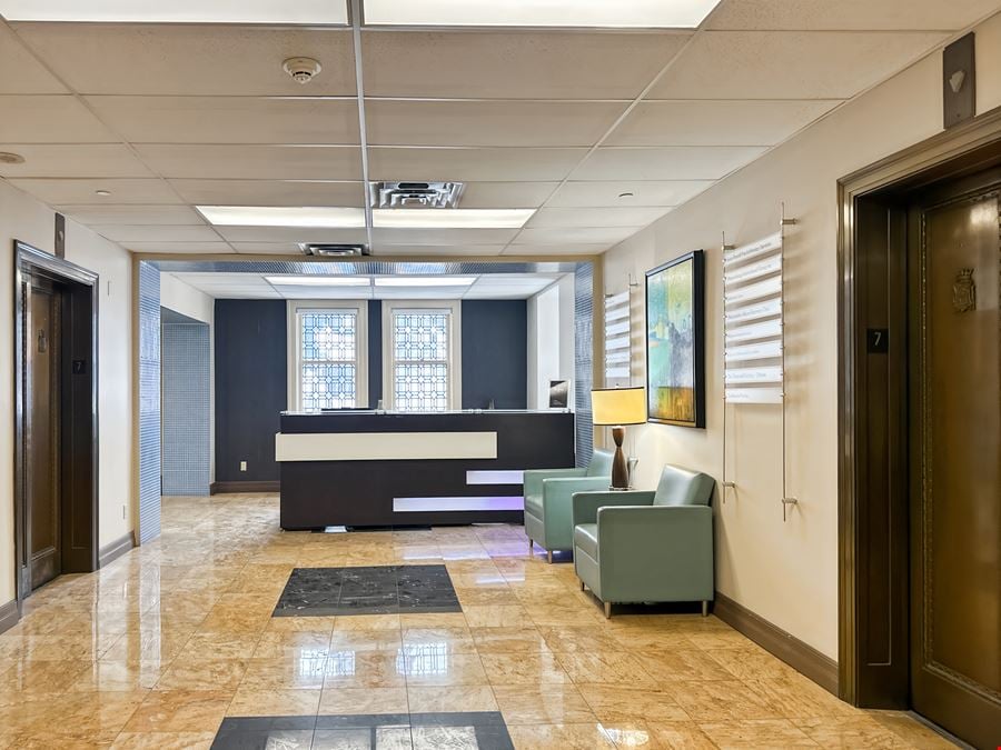 Regus - Ottawa – Fairmont Chateau Laurier