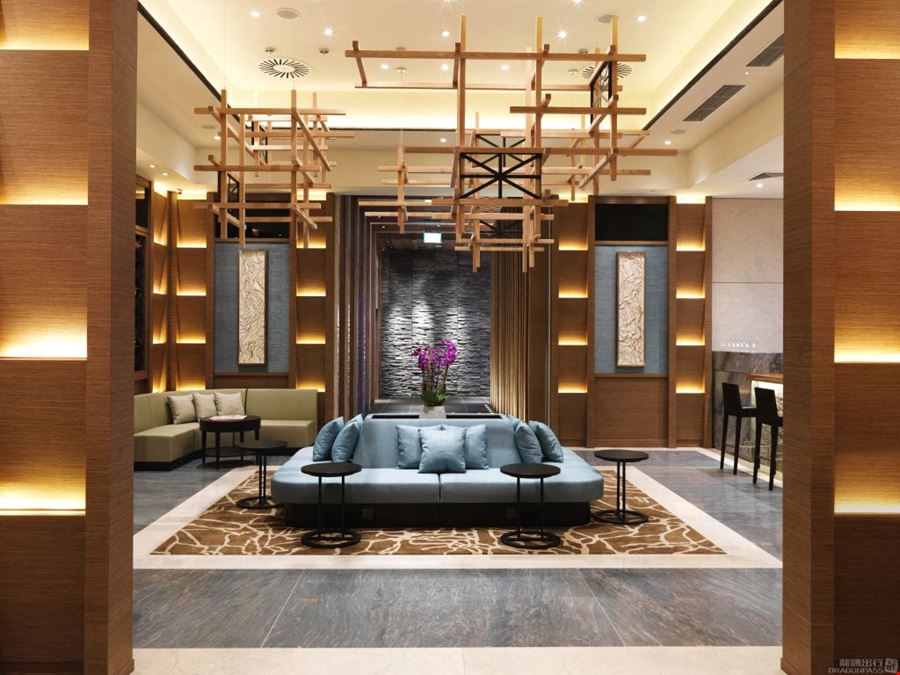 Plaza Premium Lounge Heathrow Airport Terminal 2