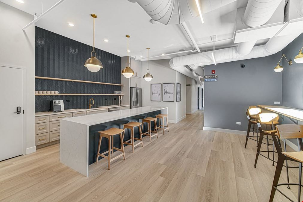 Brick & Mortar - Glen Ellyn