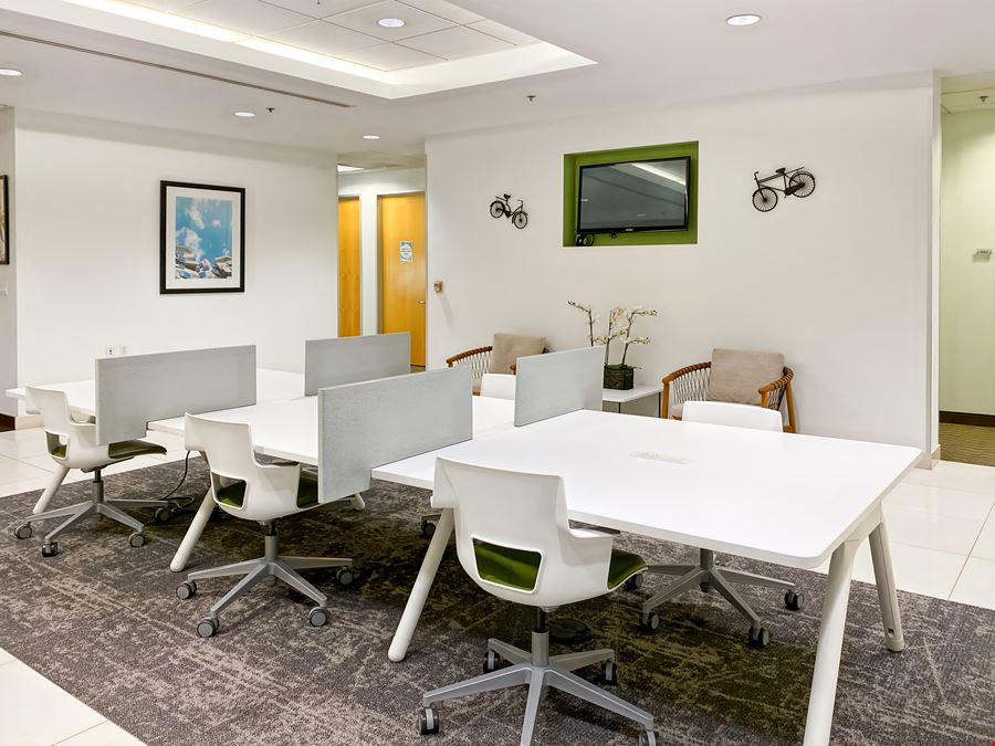 CA, Woodland Hills - Warner Center