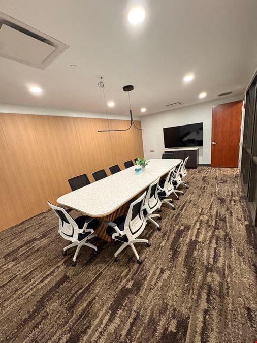 TKO Suites - Keystone Crossing