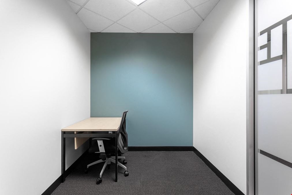 Las Colinas MacArthur