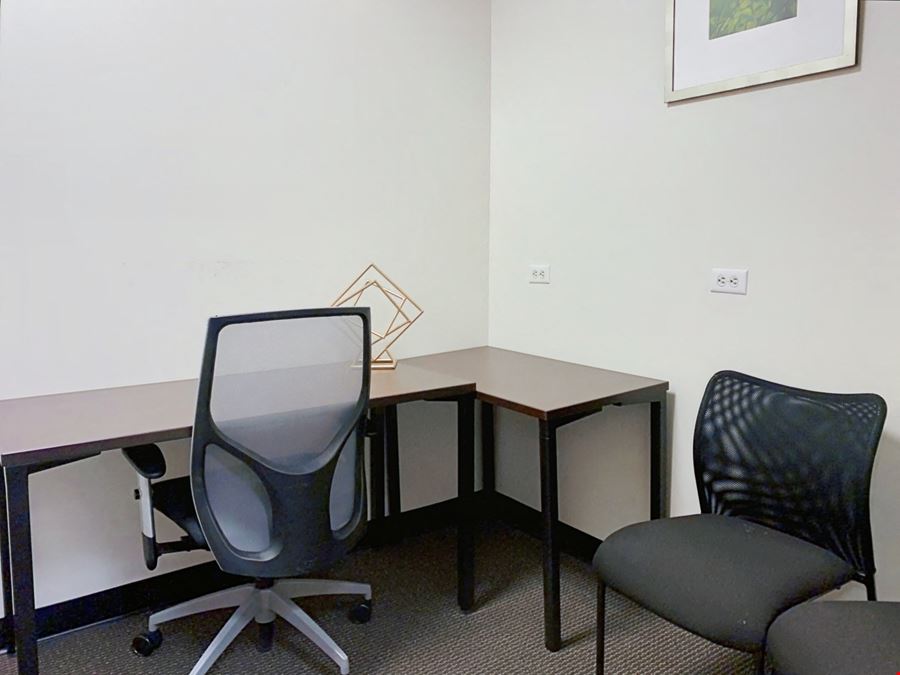 CA, San Ramon - Crow Canyon Plaza