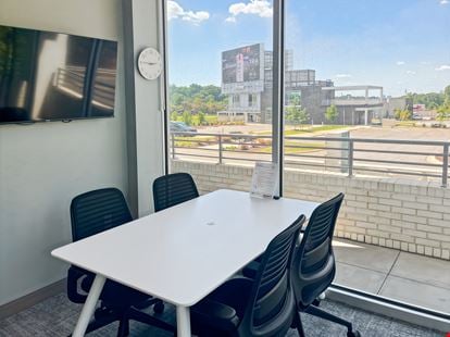 Regus - Charlotte- E Independence