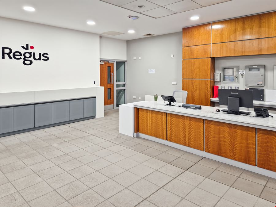 Regus - Linenhill House