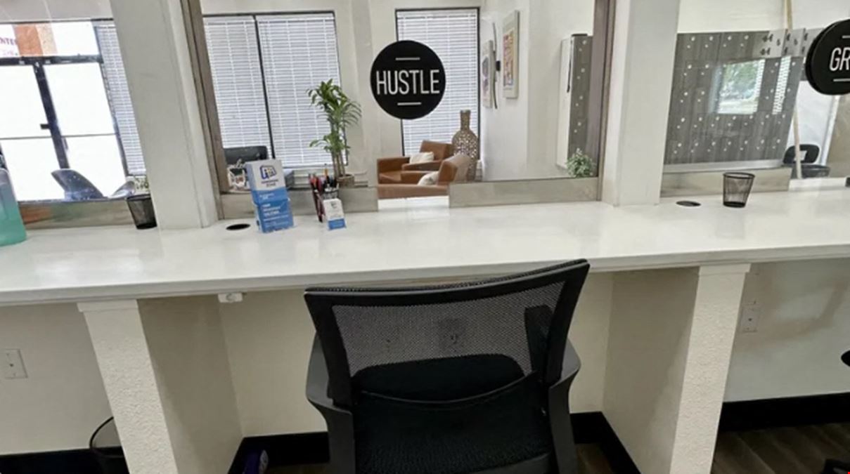 Hustle Desk