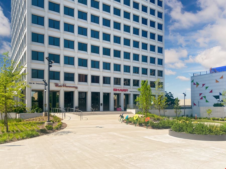 NC, Winston-Salem - W Third St